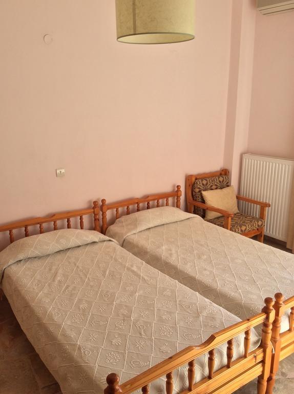 Apartments Rania Tolón Kamer foto
