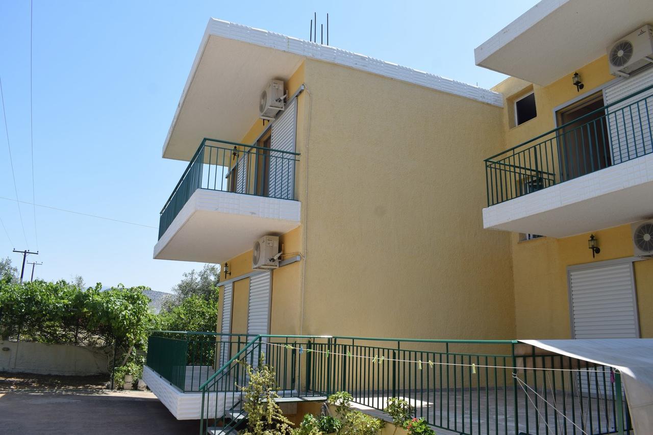 Apartments Rania Tolón Buitenkant foto